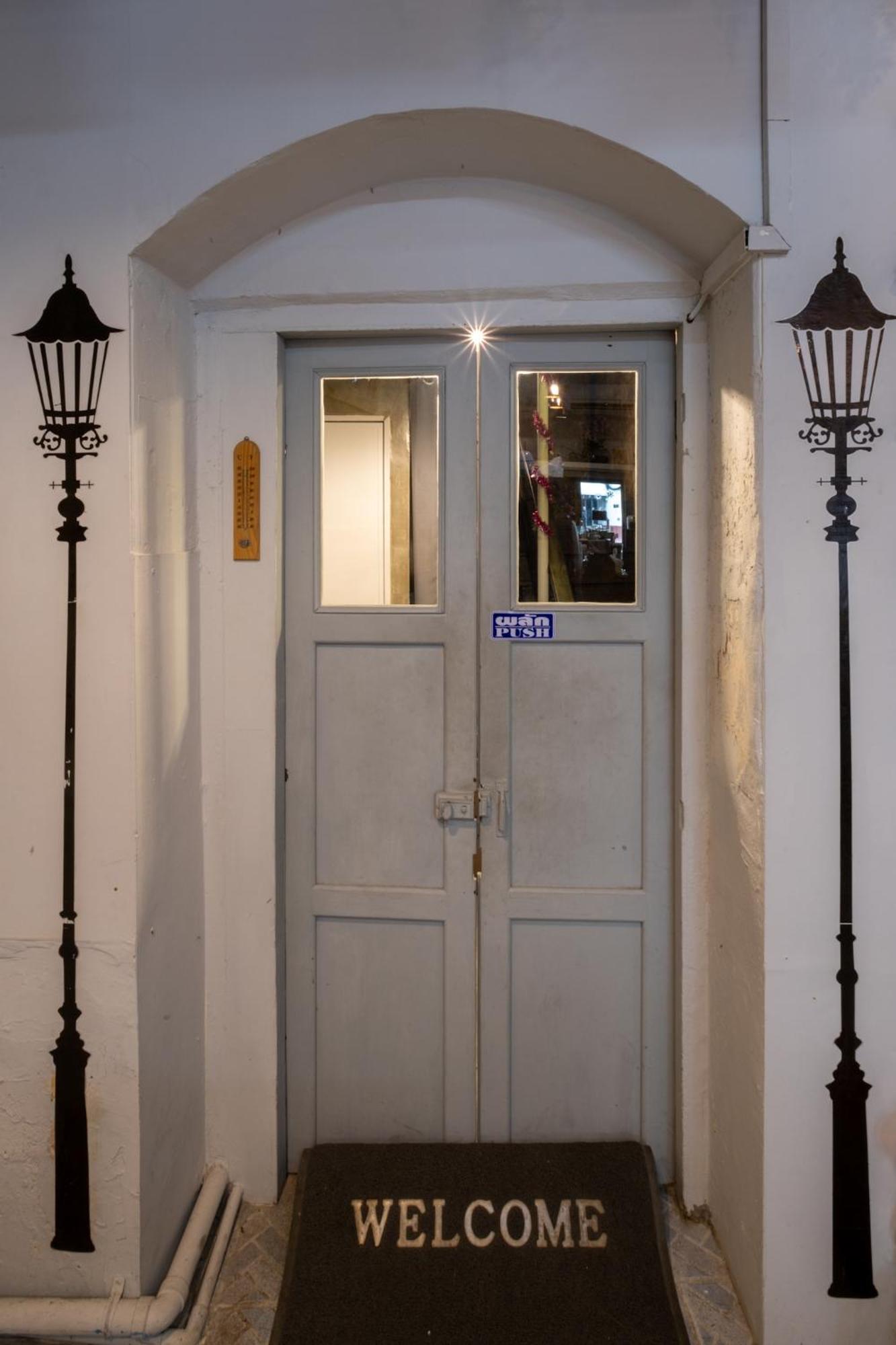 Hostel Sip N' Camp Bangkok Exteriér fotografie