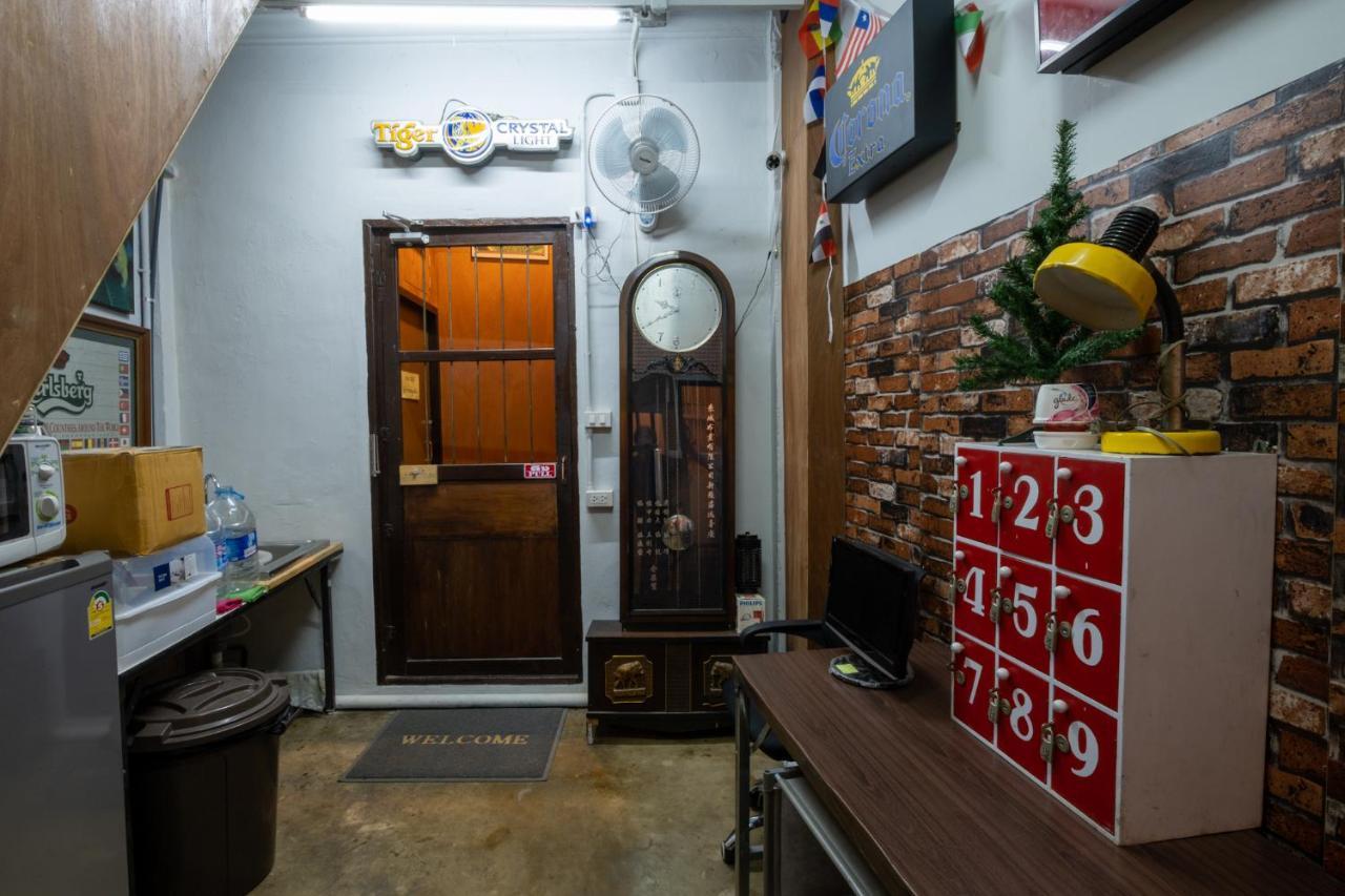 Hostel Sip N' Camp Bangkok Exteriér fotografie